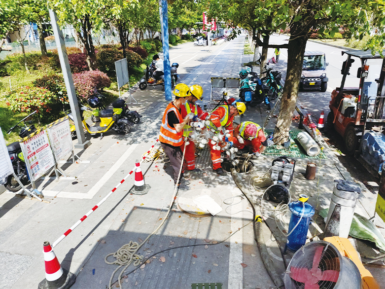  武鸣UV-CIPP紫外光固化修复